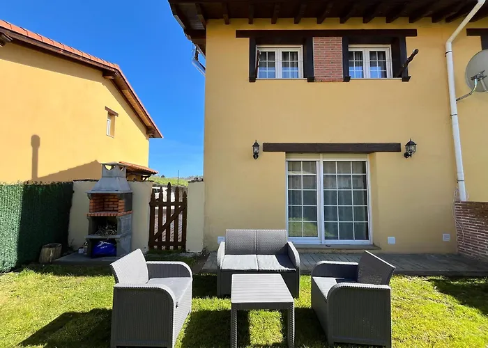 La Casuca De Alba * La Virgen