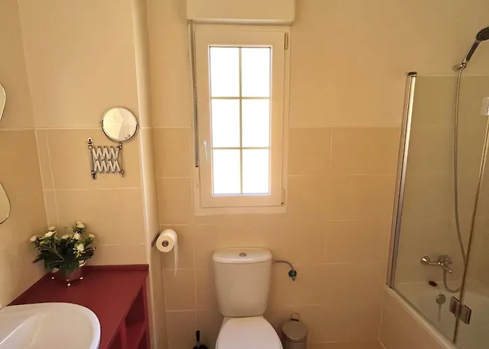 La Casuca De Alba * La Virgen